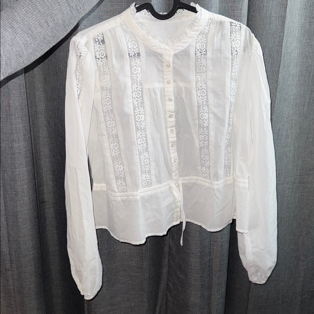Women’s White Long Sleeve